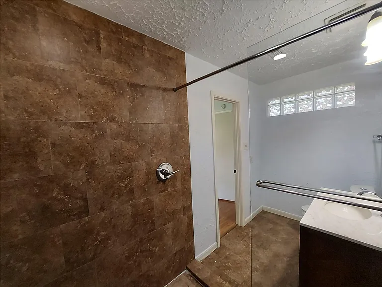 3807 Quiet Place Dr — Photo 15