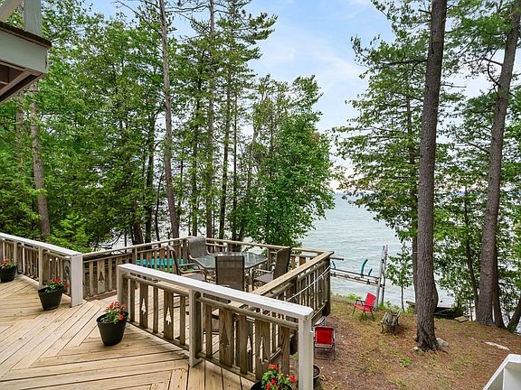 5th image of 868 Chippewa Beach Rd