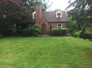 615 Woodside Rd, Pittsburgh, PA 15221