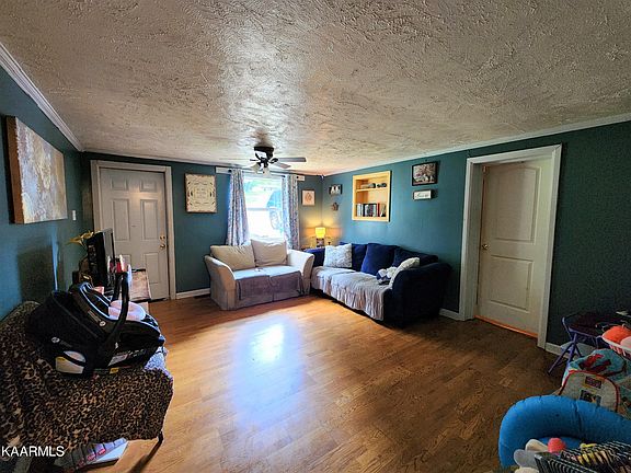 4th image of 2201 Piedmont St