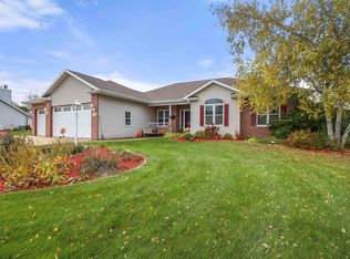 N365 Red Tail Ct, Appleton, WI 54915