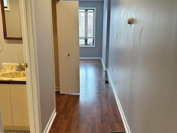 4th image of 1125 S 11th St Floor 1
