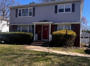 205 Burnside Ave FLOOR 2, Cranford, NJ 07016