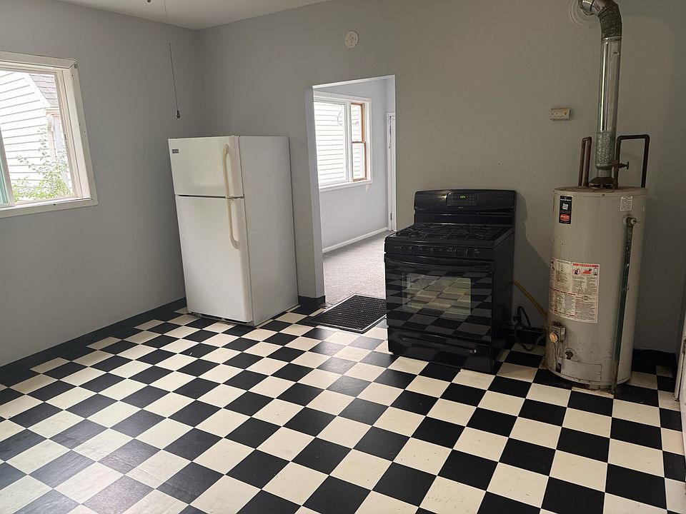 1st image of 14 Marion St