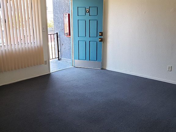 3rd image of 3411 Drew St