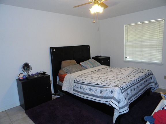 3rd image of 1523 Merry Oaks Ct