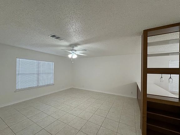 2nd image of 4927 Kenton Lk