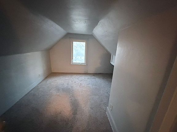 5th image of 2321 Dupont St #3