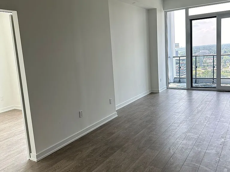 28 Ann St #2104 — Photo 4