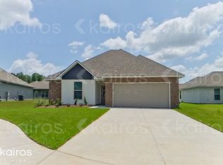 202 Salvat Dr, Lafayette, LA 70507