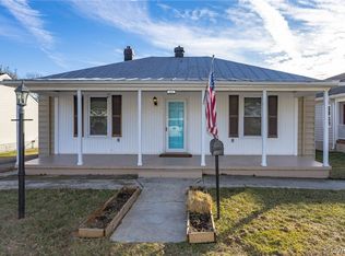 209 Clover Hill Ave, Colonial Heights, VA 23834