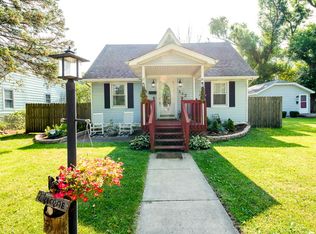 542 S Roosevelt Ave, Kankakee, IL 60901