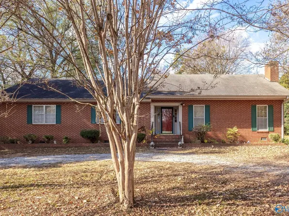 1017 Danville Rd SW, Decatur, AL 35601