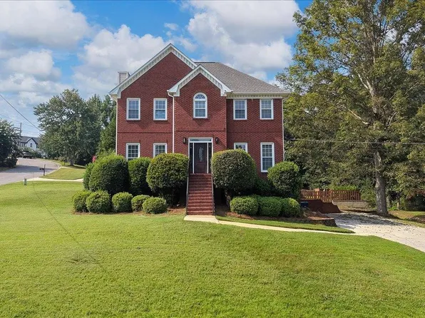 2075 Crosscrest Dr, Birmingham, AL 35244