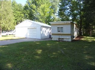 1642 Maple St, Lake, MI 48632