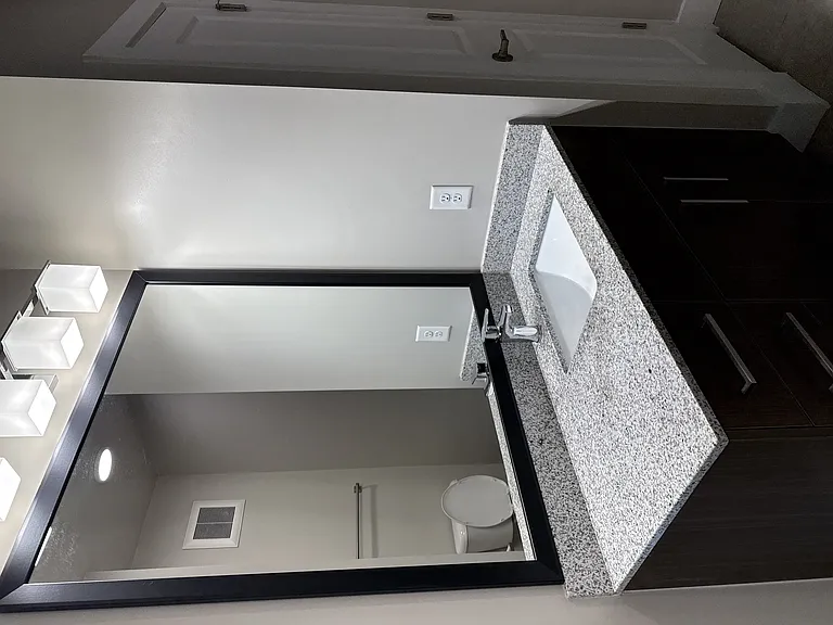 915 Glenwood Apartments on the Beltline — Photo 158
