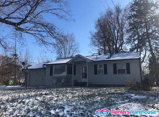 5933 Hawthorne Rd, Mound, MN 55364