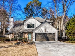 1096 Pine Grove Dr, Alpharetta, GA 30009