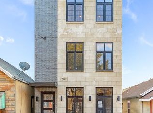 2207 W 21st Pl #3, Chicago, IL 60608
