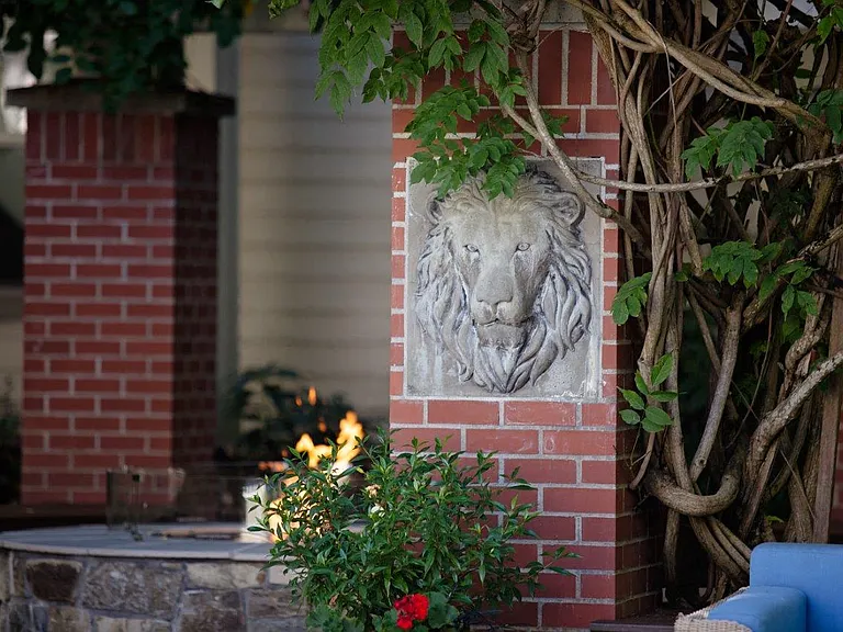 LionsGate South — Photo 33