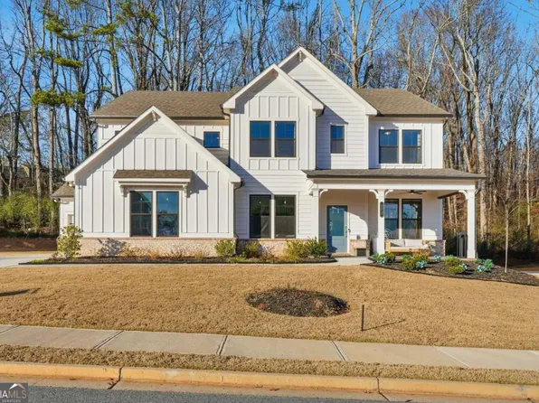 172 Aspen Hall Dr, Canton, GA 30115