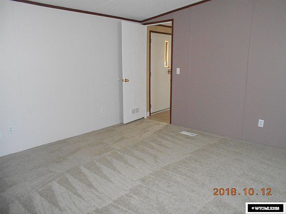 2nd image of 701 Wyoming St