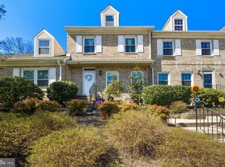 1270 Country Club Dr, Springfield, PA 19064