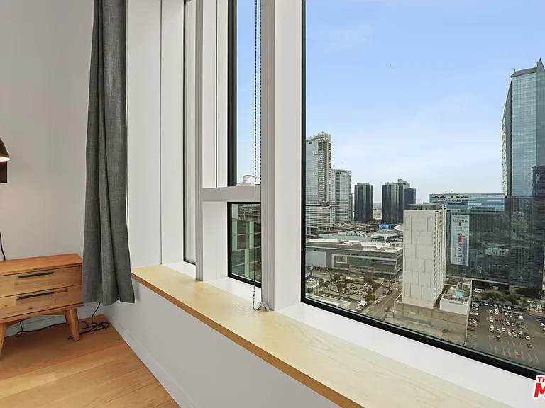 889 Francisco St #2602 — Photo 17