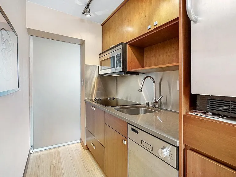 3151 Alki Ave SW #10 — Photo 3