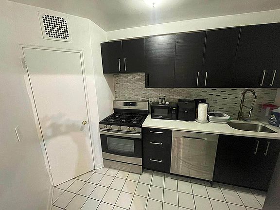 4th image of 100-25 Queens Blvd #7T