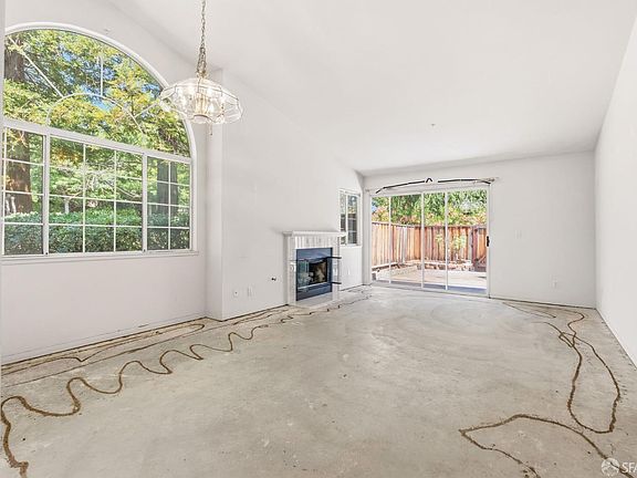4th image of 3802 Inverness Way