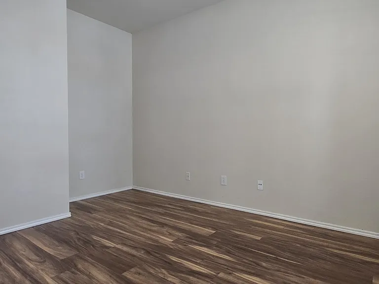 bedroom/flexroom