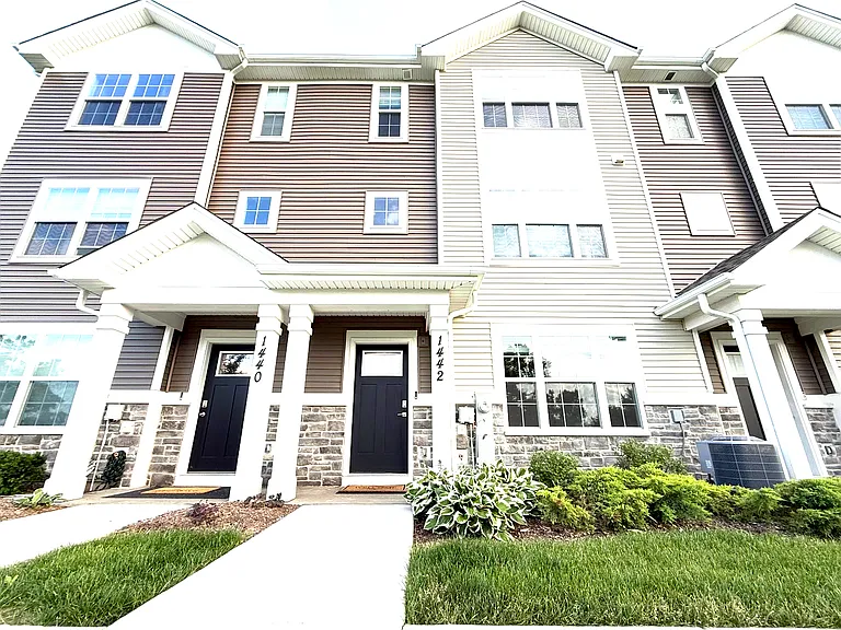 1442 Yosemite Way — Photo 41