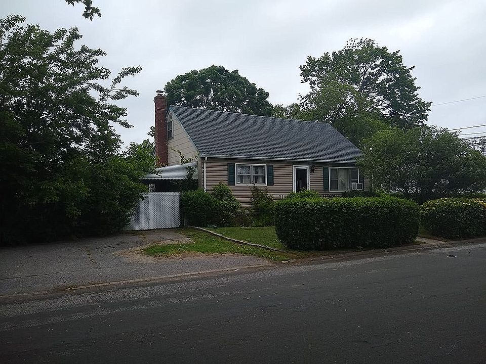 1st image of 895 Campagnoli Ave