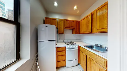 Rented by Bond New York