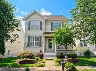 42729 Center St, Chantilly, VA 20152