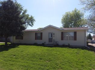 320 S East St, Palmyra, MO 63461