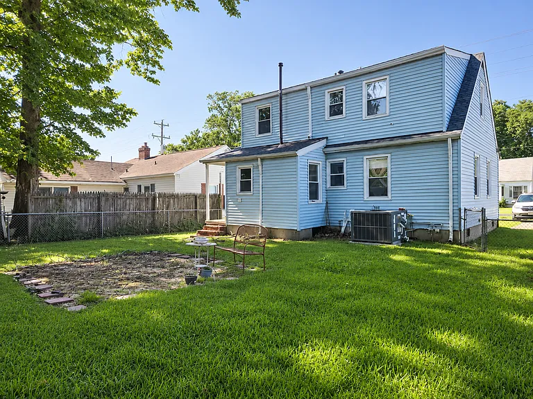 607 Lee St — Photo 21