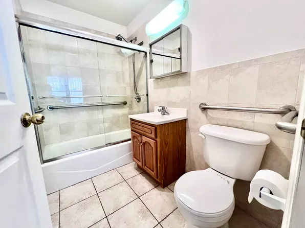 260 Devoe Street image 5 of 7