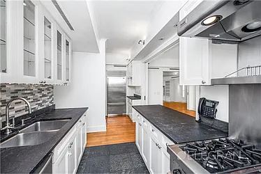 Rented by (Legacy) Elegran