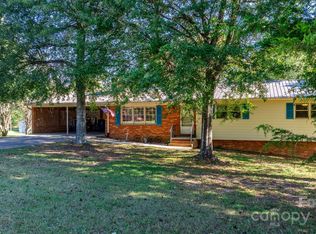 794 Sam Hefner Rd, Taylorsville, NC 28681