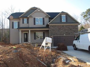 381 Neuse Landing Dr, Clayton, NC 27527