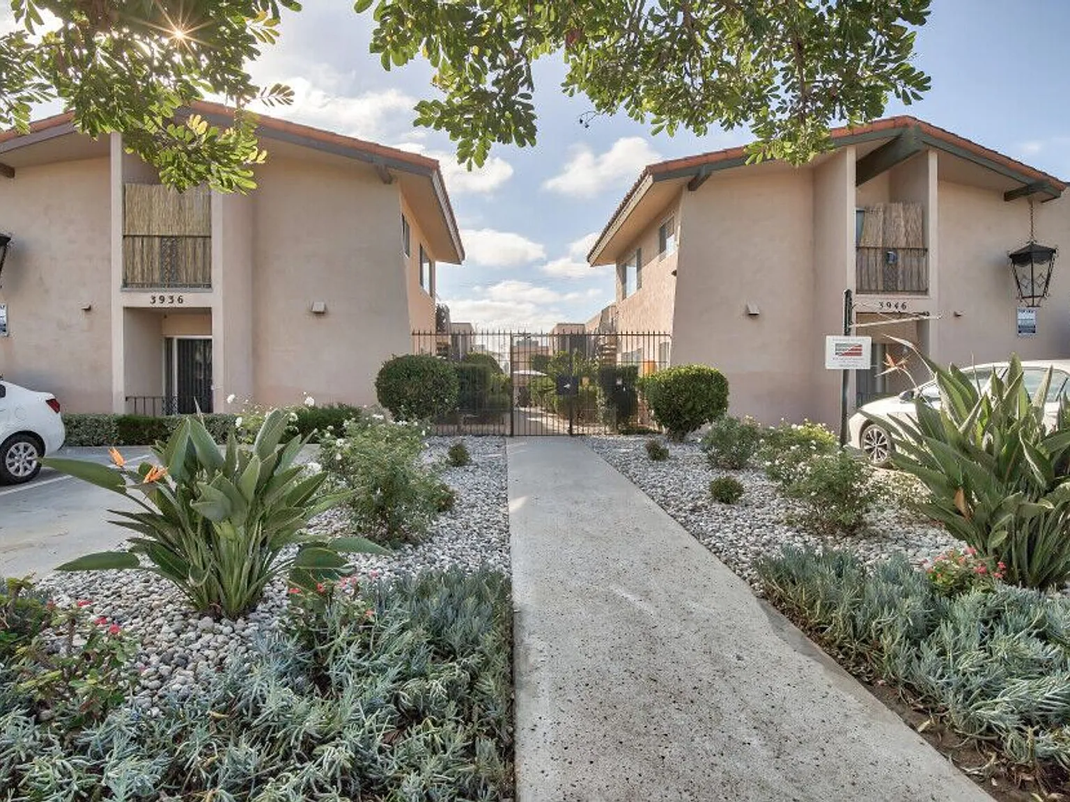 Twin Gables Apartments — Photo 2