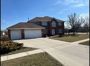 22081 Chamomile Dr, Frankfort, IL 60423