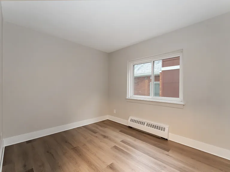 325 Besserer St — Photo 78