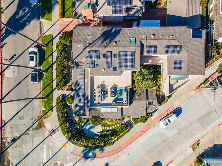 8405 El Paseo Grande — Photo 10