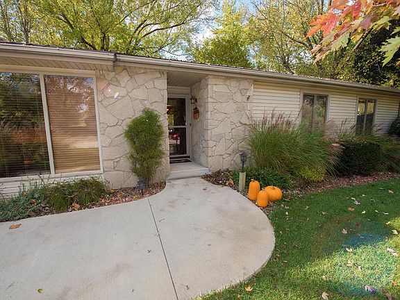 4th image of 4107 Westwind Dr