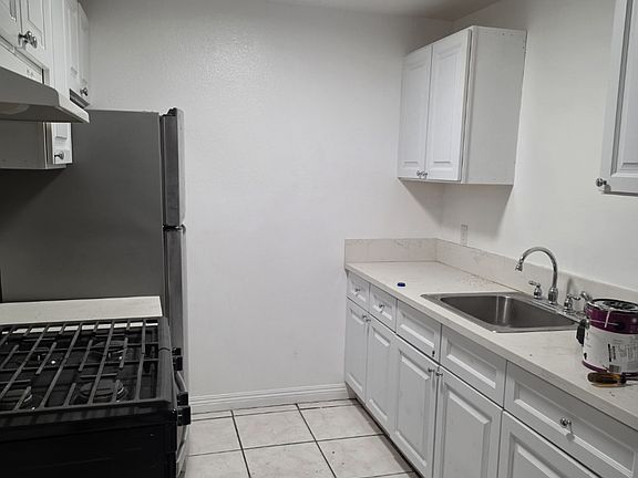 5th image of 633 W 75th St #1/2