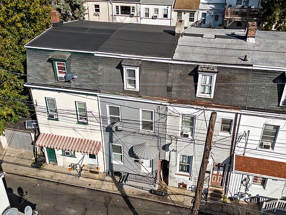 2nd image of 409 N Bryan St