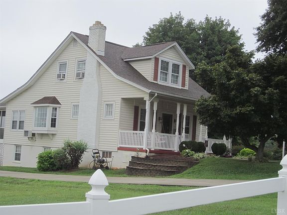 3rd image of 1531 Radcliff Ave